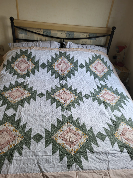 Quilt "Pineapples"